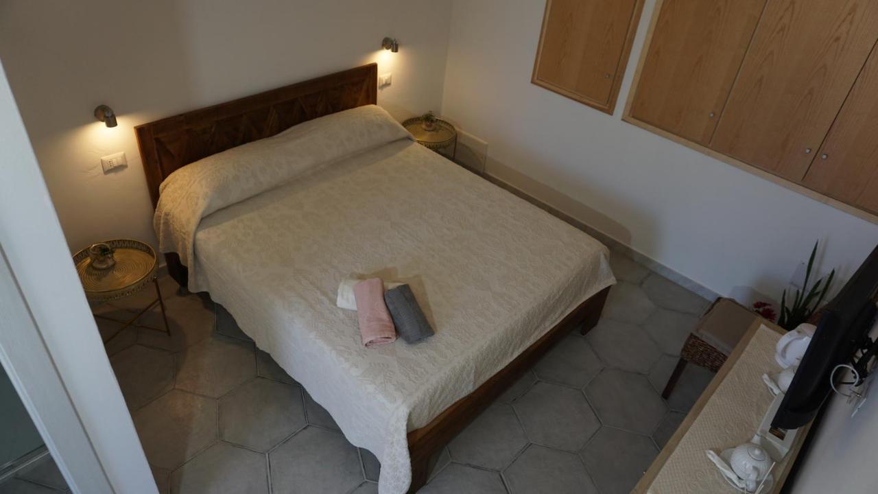 올비아 Li Petri Manni B&B 외부 사진